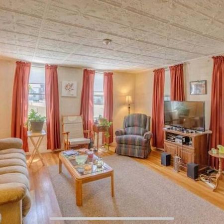 Cute 6-Bedroom Getaway In The Heart Of ליטלטון מראה חיצוני תמונה