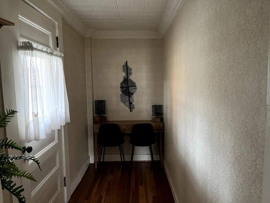 Cute 6-Bedroom Getaway In The Heart Of ליטלטון מראה חיצוני תמונה