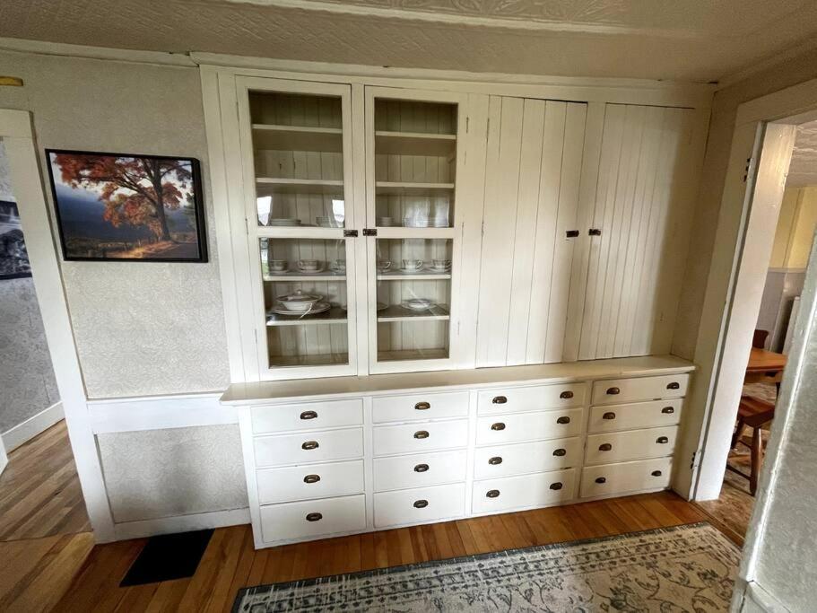 Cute 6-Bedroom Getaway In The Heart Of ליטלטון מראה חיצוני תמונה